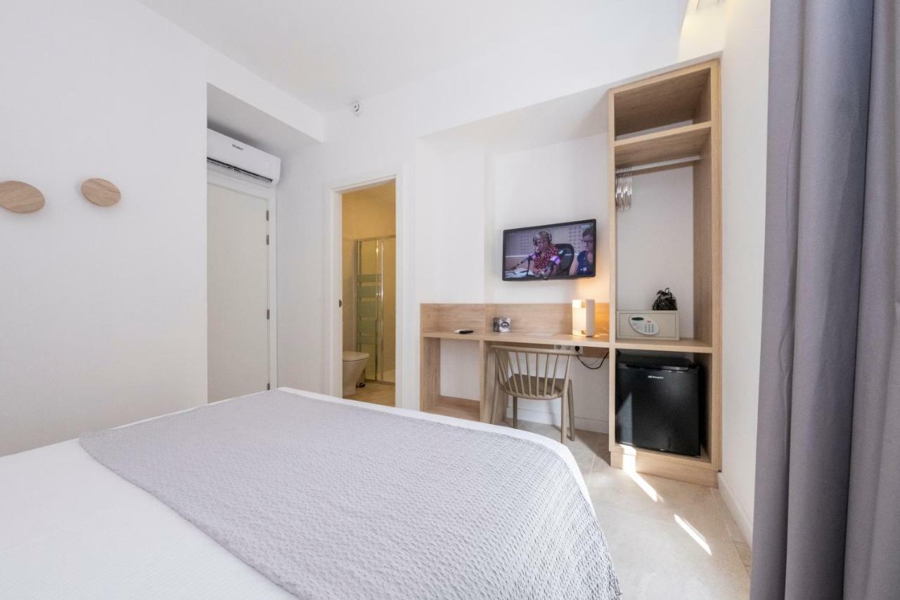 Hotel Victori Es Castell  Eksteriør billede